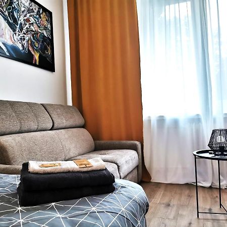 Podwale Apartment - Self Check-In 24H Wrocław Exteriör bild