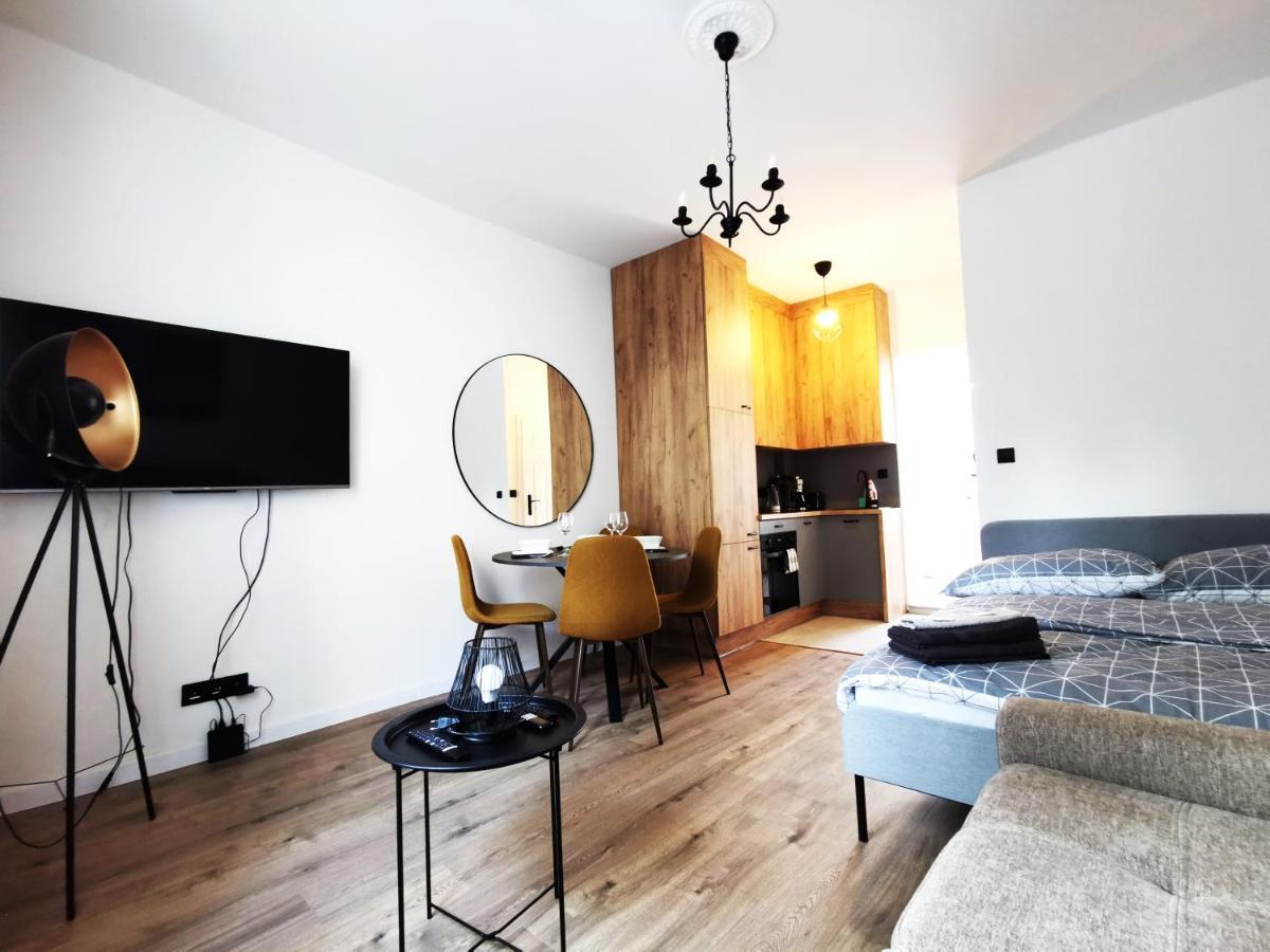Podwale Apartment - Self Check-In 24H Wrocław Exteriör bild